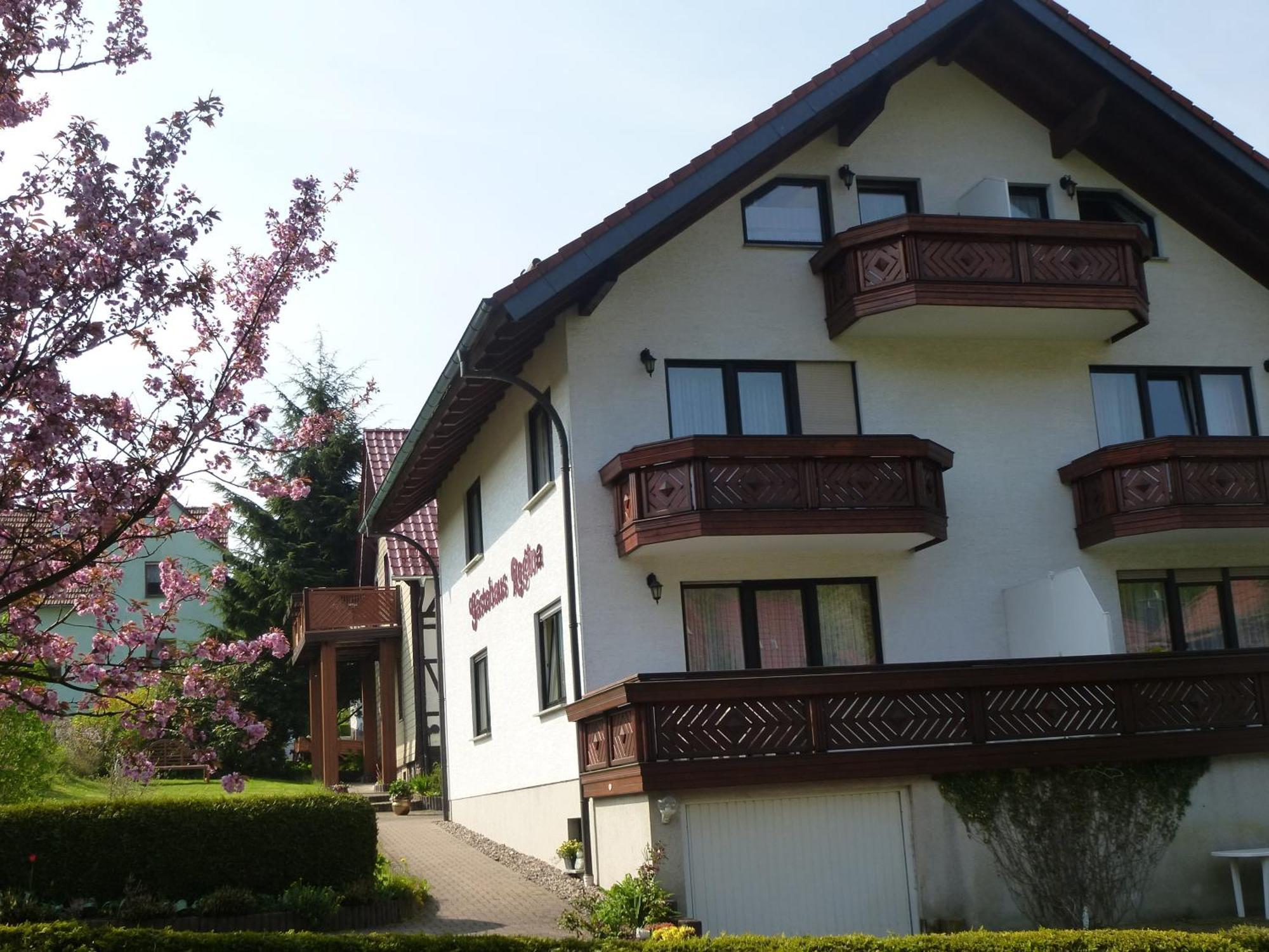 Gaestehaus Regina Ruhla Exteriör bild